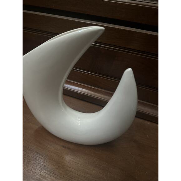 VINTAGE MID CENTURY MODERN WHITE ABSTRACT IKEBANA POTTERY SCULPTURE VASE JAPAN - Picture 1 of 7